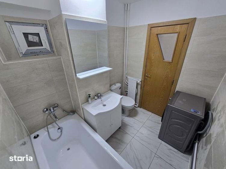 Apartament cu 2 camere decomandat în Republicii