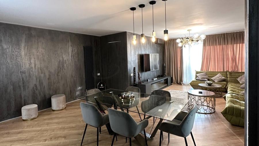 Apartament cu 3 camere decomandat, mobilat în Pipera