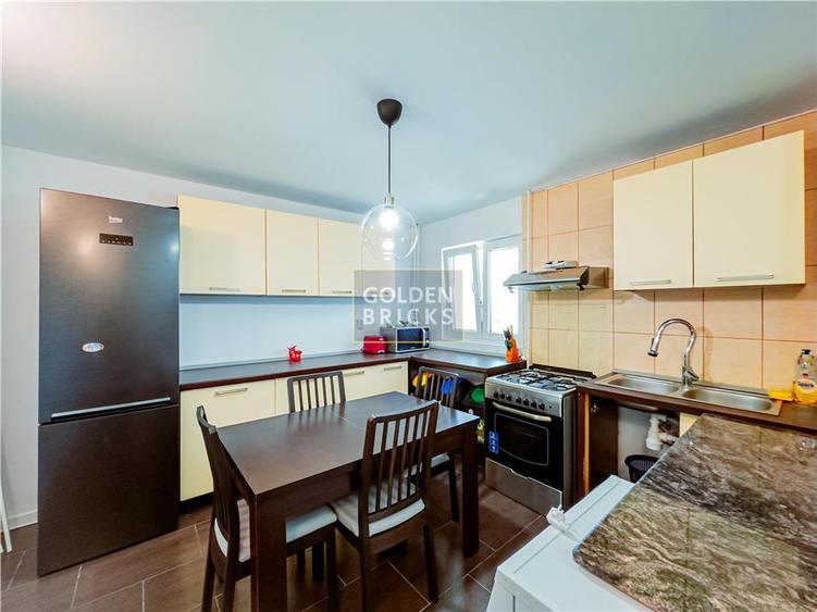 Apartament cu 2 camere semidecomandat, mobilat în P-ța Muncii