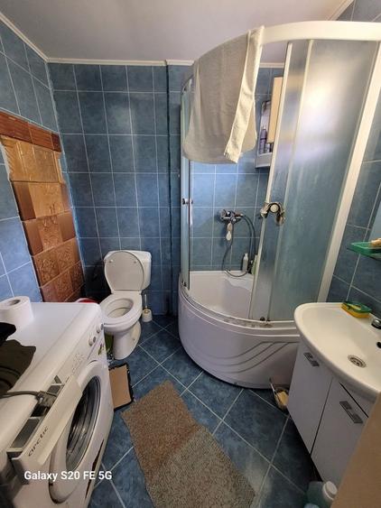 Casă cu 6 camere cu Canalizare în Valea Alba