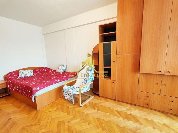 Apartament cu 3 camere decomandat, mobilat în Mănăștur