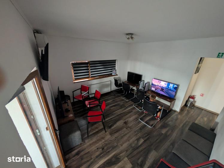 Spațiu comercial, de 69 mp, în Florești