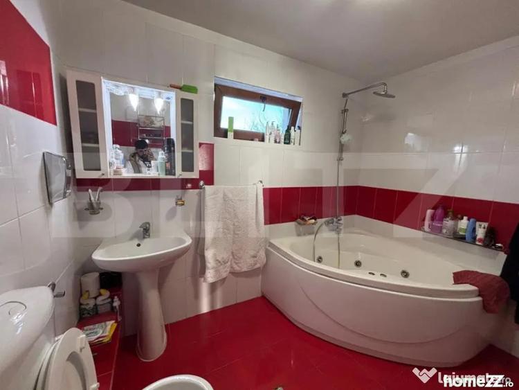 Casă cu 5 camere cu Teren 2300 Mp în Aninoasa