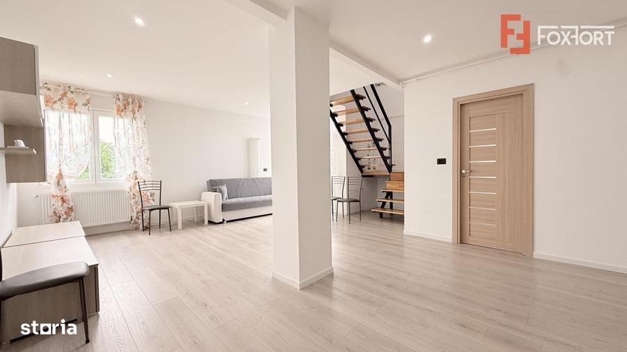 Apartament cu 3 camere semidecomandat în Ghiroda