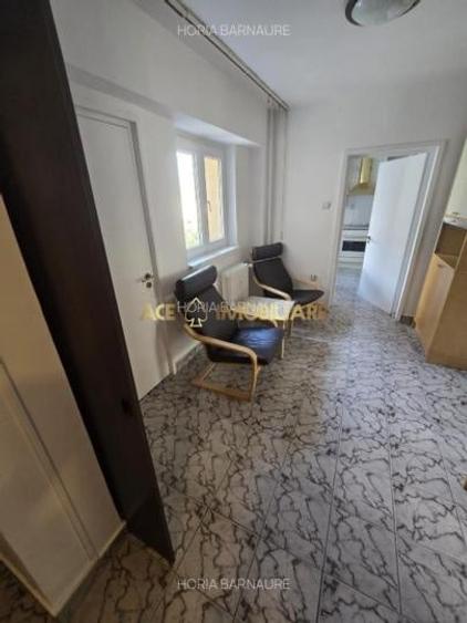 Apartament cu 2 camere decomandat, mobilat în Victoriei