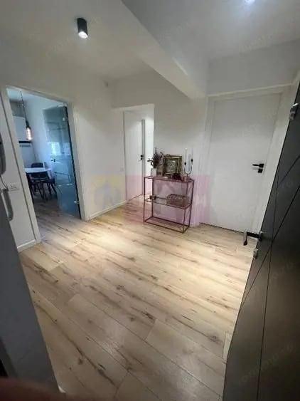 Apartament cu 4 camere decomandat în Pantelimon