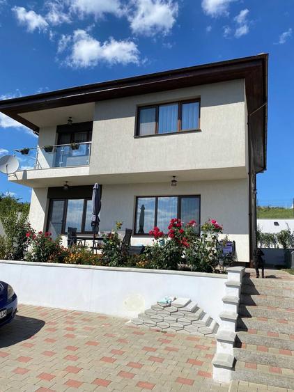 Casă cu 4 camere în Nord