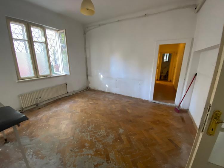 Apartament cu 3 camere circular în Dorobanți