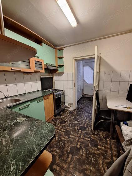 Apartament cu 2 camere decomandat în Piața Centrală