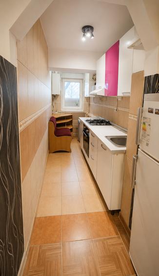 Lujerului, iesi din metrou, intri in casa, garsoniera decomandata - 2