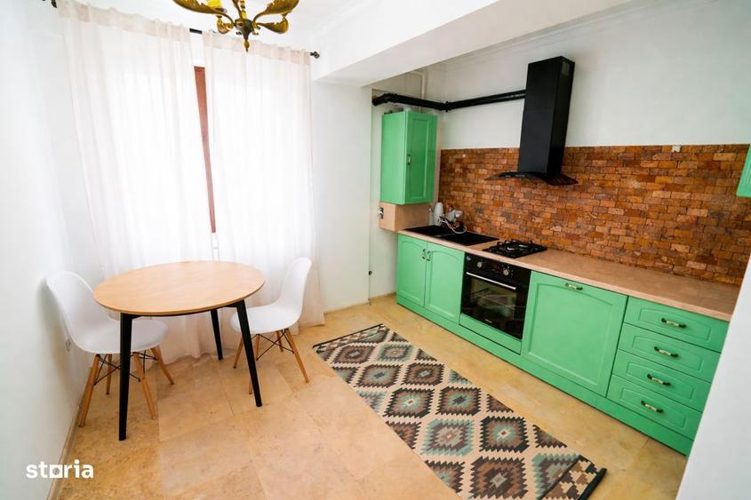 Apartament cu 2 camere decomandat, mobilat în Central