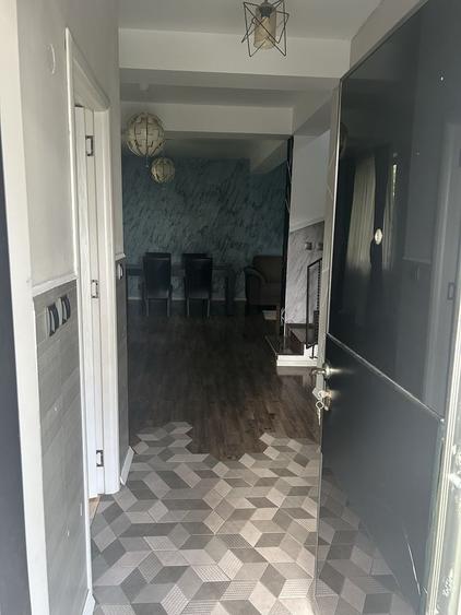 Casă cu 4 camere cu Teren 250 Mp în Domnești
