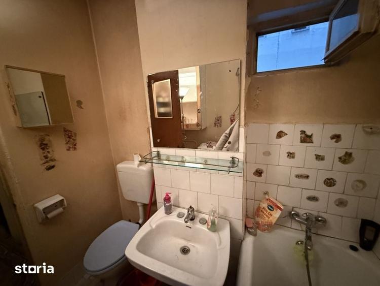 Apartament cu 3 camere în Tineretului