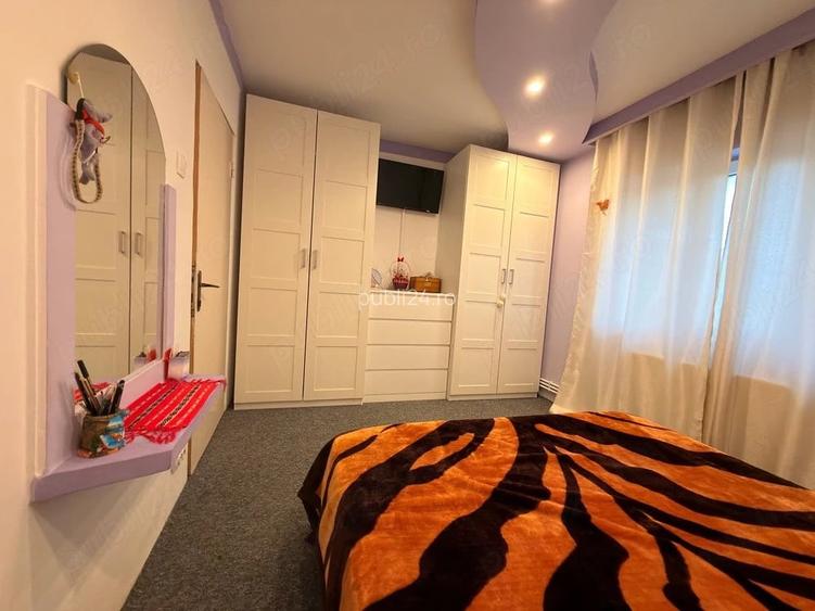 Apartament 3 Camere, CENTRAL, Etaj 3, Centrala Proprie - Mizil