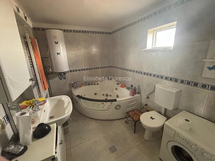 Casa + ferma 3221 mp | Zavideni, Valcea | Recent renovat