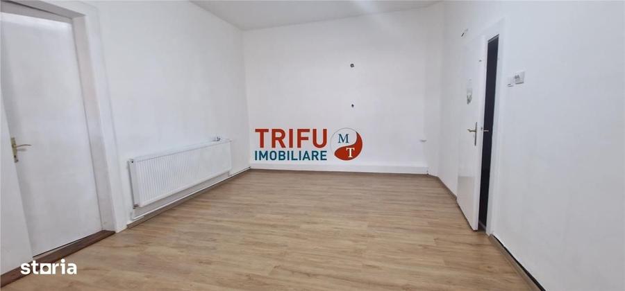 Casă cu 3 camere cu Teren 430 Mp în Central