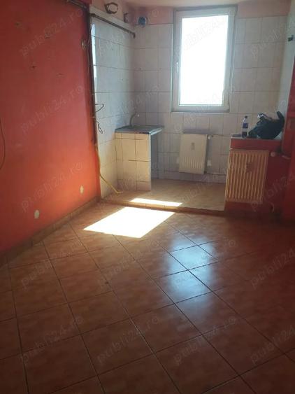 Apartament cu 2 camere decomandat în Colentina