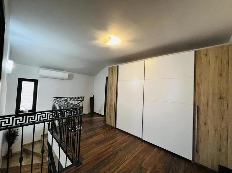 Casă cu 5 camere cu Teren 860 Mp în Sânmihaiu German