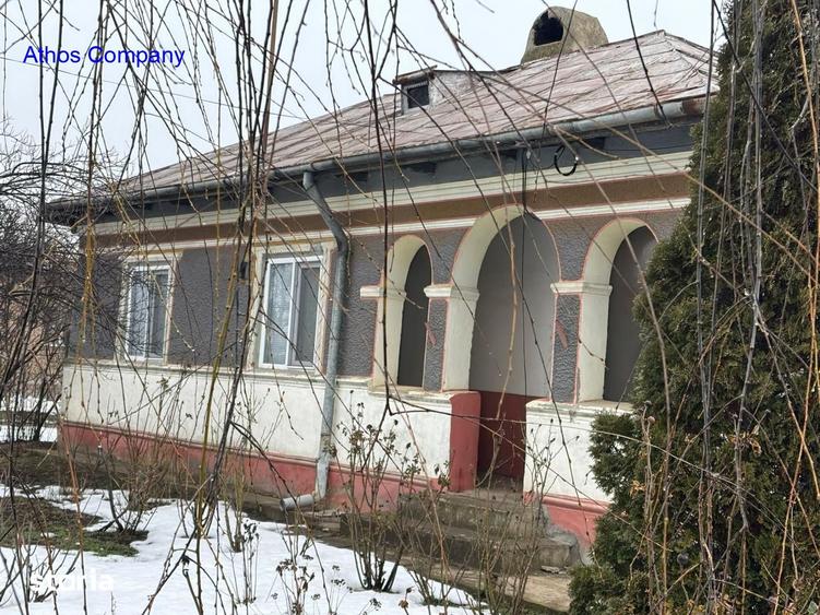 Casă cu 2 camere cu Teren 1847 Mp în Gârbovi
