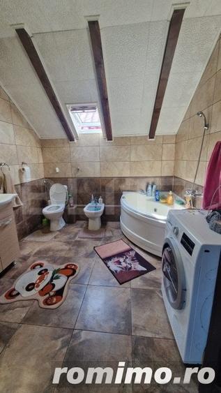 Casă cu 5 camere cu Teren 835 Mp în Săcele