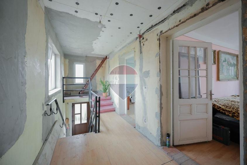 Casă individuală cu 3 camere cu Teren 200 Mp în Nojorid