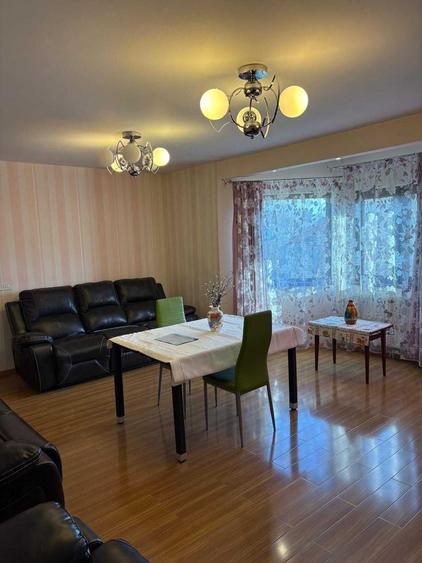 Casă cu 4 camere cu Teren 667 Mp în Bănești