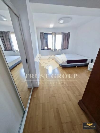 Apartament cu 3 camere decomandat, mobilat în Dacia