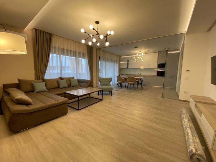 Apartament cu 3 camere decomandat în Nord