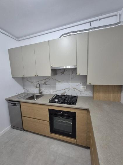 Apartament cu 2 camere decomandat în Dumbrăvița