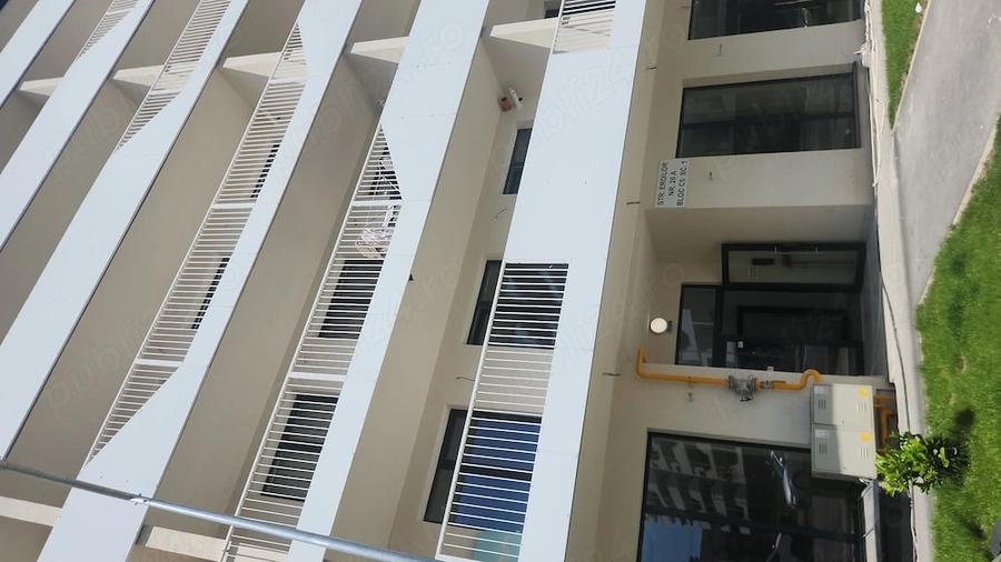 Apartament cu 2 camere decomandat în Florești