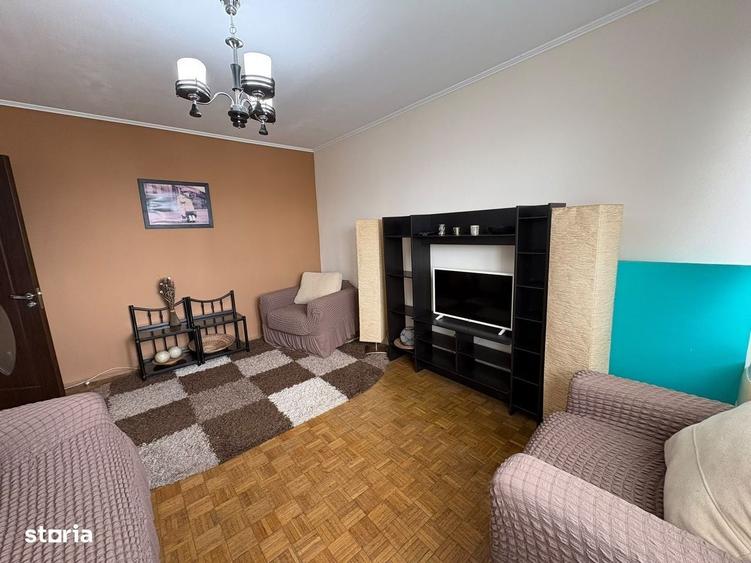 Apartament cu 2 camere decomandat în Eroii Revoluției
