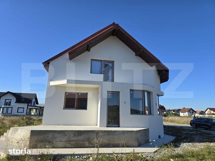 Casă cu 4 camere cu Teren 400 Mp în Central