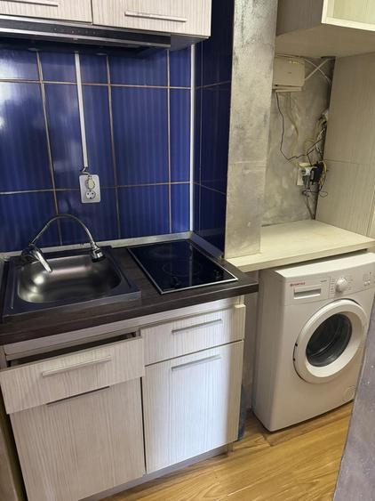 Garsonieră decomandată în Micro 19