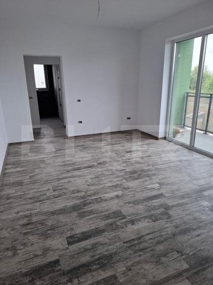 Apartament cu 3 camere decomandat în Giroc — fotografia 1