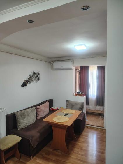 Apartament cu 2 camere decomandat în Sebastian