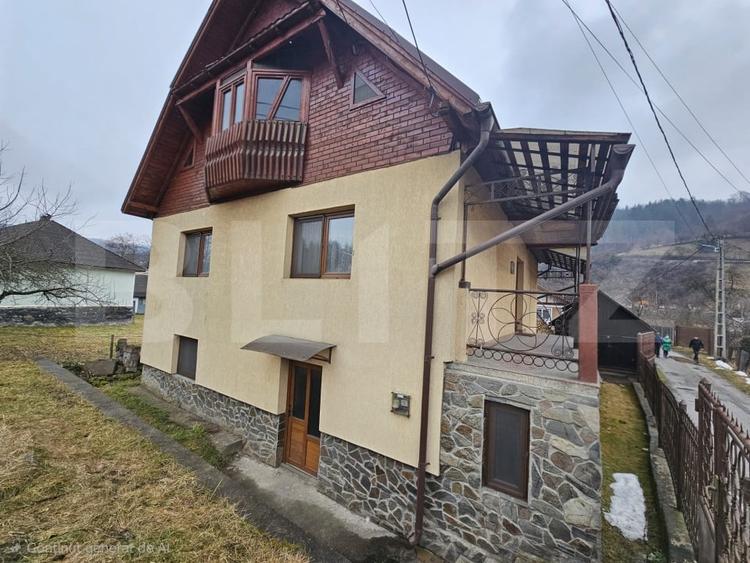 Casă individuală cu 4 camere cu Canalizare în Cărpiniș (Roșia Montană)