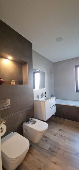Apartament cu 2 camere decomandat, mobilat în Dumbrăvița
