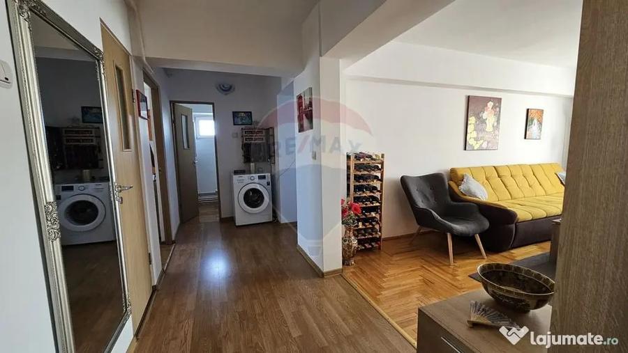 Apartament cu 3 camere decomandat în Burdujeni