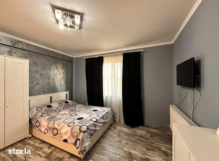 Casă cu 5 camere cu Teren 1400 Mp în Central