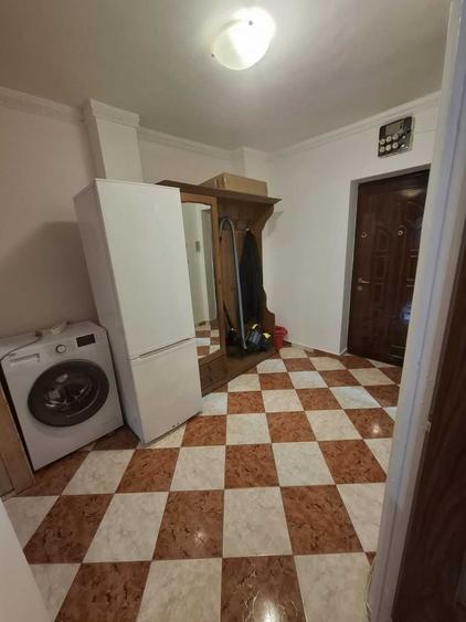 Garsonieră decomandată în Uverturii
