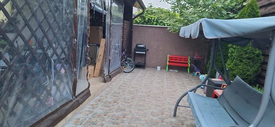 Casă cu Teren 160 Mp în Buzaului