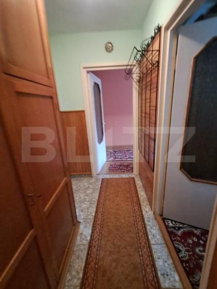 Apartament cu 3 camere decomandat, mobilat în Tudor