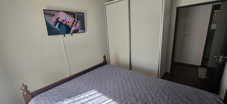 Apartament cu 3 camere, mobilat în Central