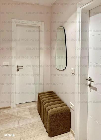 Apartament cu 3 camere decomandat în Tractorul