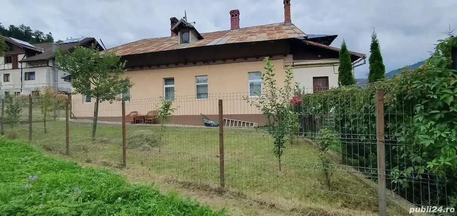 Apartament cu 2 camere nedecomandat în Azuga