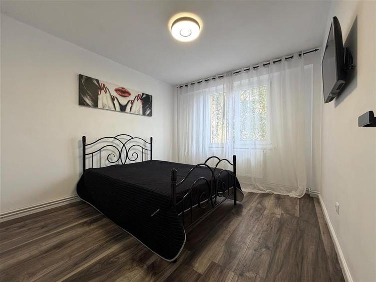 Apartament cu 3 camere circular în Centrul Civic