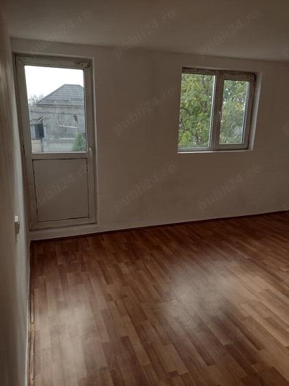 Casă cu 5 camere în Buturugeni