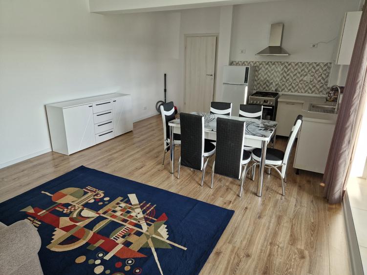 Apartament cu 2 camere nedecomandat, mobilat în Rulmentul