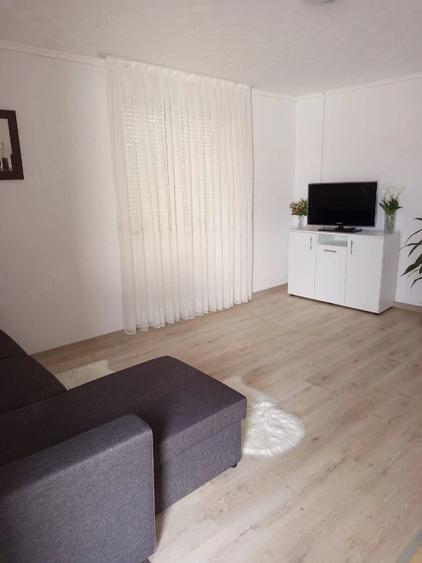 Casă cu Teren 225 Mp în Central