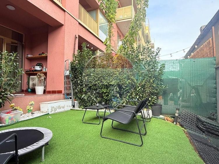 Apartament cu 2 camere semidecomandat, mobilat în Jiului